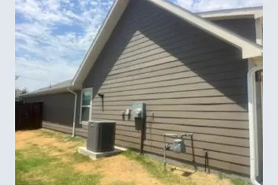 11129 Pond View Court, Providence Village, TX 76227 - Photo 5