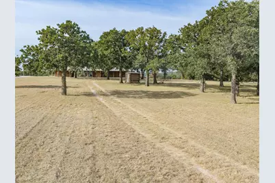 12116 E Fm 174, Bowie, TX 76230 - Photo 37