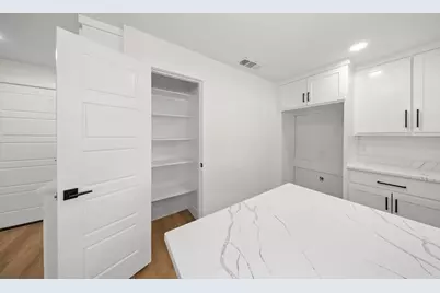 110 S Yale Drive, Garland, TX 75042 - Photo 11