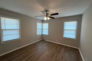 6413 Lambeth Ln, Fort Worth, TX 76112 - Photo 9
