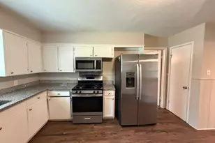 6413 Lambeth Ln, Fort Worth, TX 76112 - Photo 19