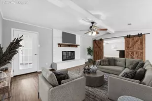 140 Towne W Dr, Lorena, TX 76655 - Photo 3
