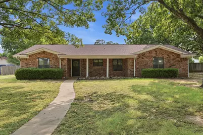 140 Towne West Drive, Lorena, TX 76655 - Photo 1