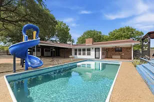 140 Towne W Dr, Lorena, TX 76655 - Photo 25