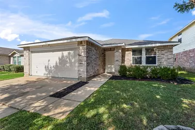 9121 Riding Stable Lane, Fort Worth, TX 76123 - Photo 3