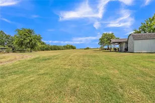 5156 County Rd 304, Grandview, TX 76050 - Photo 31