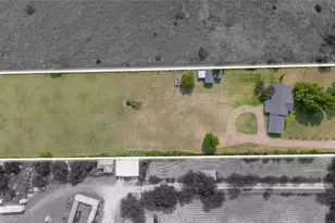 5156 County Rd 304, Grandview, TX 76050 - Photo 3
