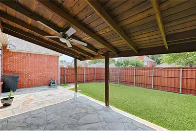 9718 Wolf Creek Drive, Irving, TX 75063 - Photo 29