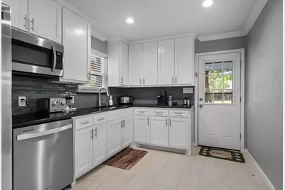1417 Hill Street, Grapevine, TX 76051 - Photo 13