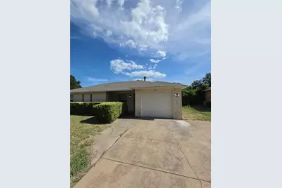216 Tejas Drive, Glenn Heights, TX 75154 - Photo 1