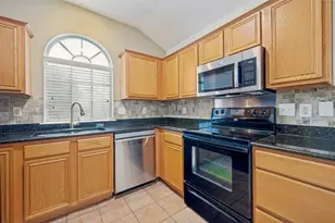 525 Port O'Conner Dr, Little Elm, TX 75068 - Photo 5