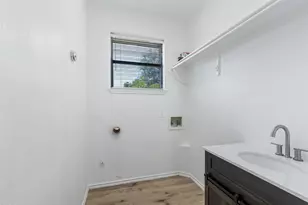 2601 Kimberly Dr, Grapevine, TX 76051 - Photo 11