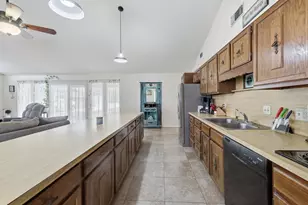 3904 Winding Way, Granbury, TX 76049 - Photo 19