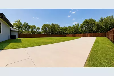 921 Delk Drive, Arlington, TX 76013 - Photo 9