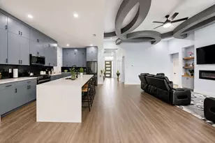 921 Delk Dr, Arlington, TX 76013 - Photo 13