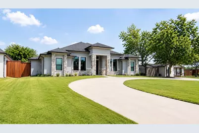 921 Delk Drive, Arlington, TX 76013 - Photo 3