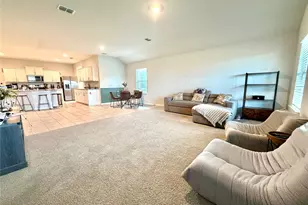 16628 Hay Vly Dr, Justin, TX 76247 - Photo 7