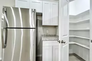 3501 E Renfro St, Burleson, TX 76028 - Photo 7