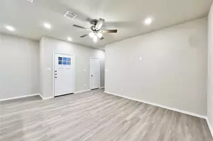 3501 E Renfro St, Burleson, TX 76028 - Photo 3