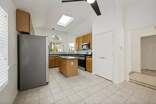 1521 Morrison Dr, Fort Worth, TX 76112 - Photo 9