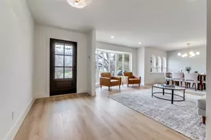 9406 Arborhill Dr, Dallas, TX 75243 - Photo 5