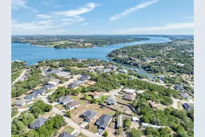 2415 Beverly Drive, Granbury, TX 76048 - Photo 23