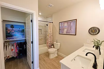 2415 Beverly Drive, Granbury, TX 76048 - Photo 17