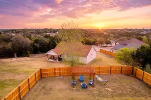 2415 Beverly Dr, Granbury, TX 76048 - Photo 21