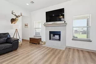 121 Walnut St, Paradise, TX 76073 - Photo 5