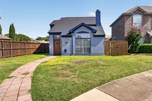 1925 Pinecrest Dr, Carrollton, TX 75010 - Photo 1