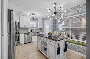1925 Pinecrest Dr, Carrollton, TX 75010 - Photo 13