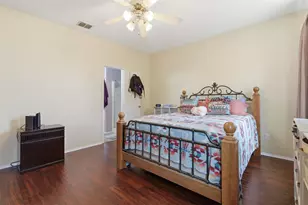 213 Sardius Blvd, Granbury, TX 76049 - Photo 15