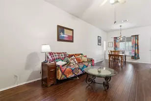 213 Sardius Blvd, Granbury, TX 76049 - Photo 7