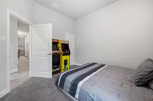 1303 Deer Hollow Dr, Arlington, TX 76002 - Photo 27