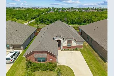 1303 Deer Hollow Drive, Arlington, TX 76002 - Photo 5