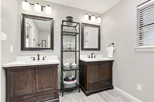 1635 S 5th St, Midlothian, TX 76065 - Photo 13