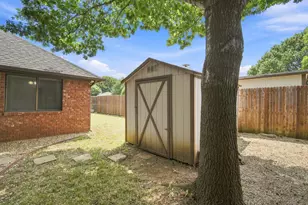 1635 S 5th St, Midlothian, TX 76065 - Photo 5
