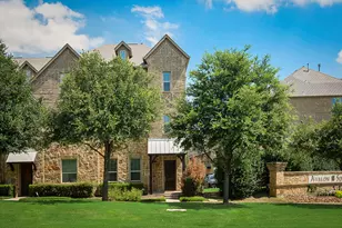 503 W Royal Ln, Irving, TX 75039 - Photo 1