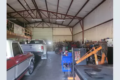 10510 U. S. Highway 82 E, Blossom, TX 75416 - Photo 31