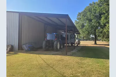 10510 U. S. Highway 82 E, Blossom, TX 75416 - Photo 29