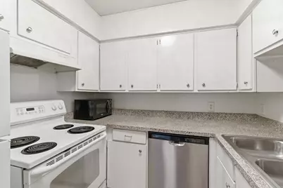 4112 Bowser Avenue #205, Dallas, TX 75219 - Photo 31