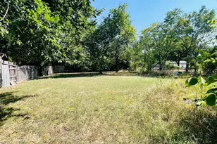 8332 Midland Ln, Dallas, TX 75217 - Photo 13