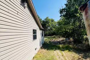 8332 Midland Ln, Dallas, TX 75217 - Photo 19