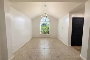 11826 Lelda Ln, Houston, TX 77071 - Photo 5
