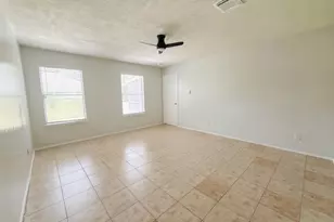11826 Lelda Ln, Houston, TX 77071 - Photo 17