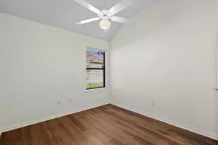 4820 Ashworth Ct, Arlington, TX 76017 - Photo 27