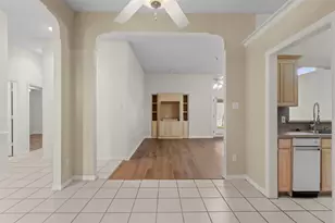 4820 Ashworth Ct, Arlington, TX 76017 - Photo 7