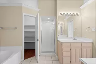 4820 Ashworth Ct, Arlington, TX 76017 - Photo 21