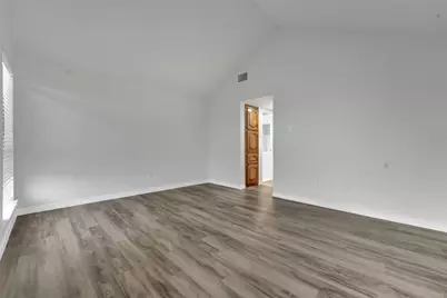 2116 Holly Hill Lane, Carrollton, TX 75007 - Photo 13