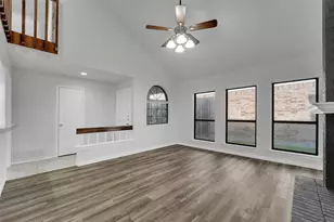 2116 Holly Hill Ln, Carrollton, TX 75007 - Photo 3